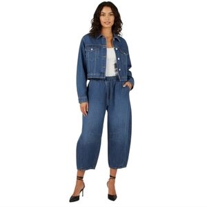 Old Navy Barrel Cropped Blue Denim Jeans